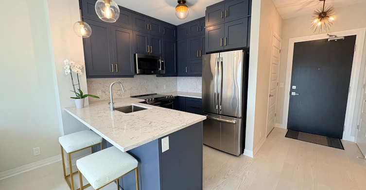 527-102 Grovewood Common, Oakville, ON, L6H 0X2 - 4