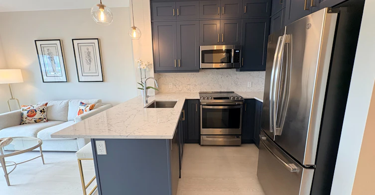 527-102 Grovewood Common, Oakville, ON, L6H 0X2 - 3