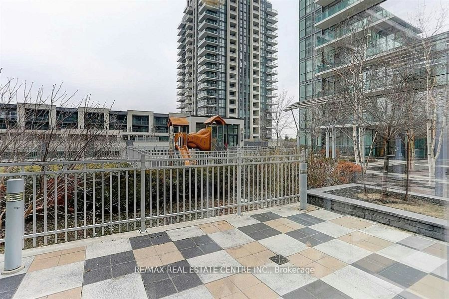 2104-4070 Confederation Parkway, Mississauga, ON, L5B 0E9 - 32