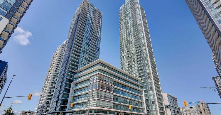 2104-4070 Confederation Parkway, Mississauga, ON, L5B 0E9