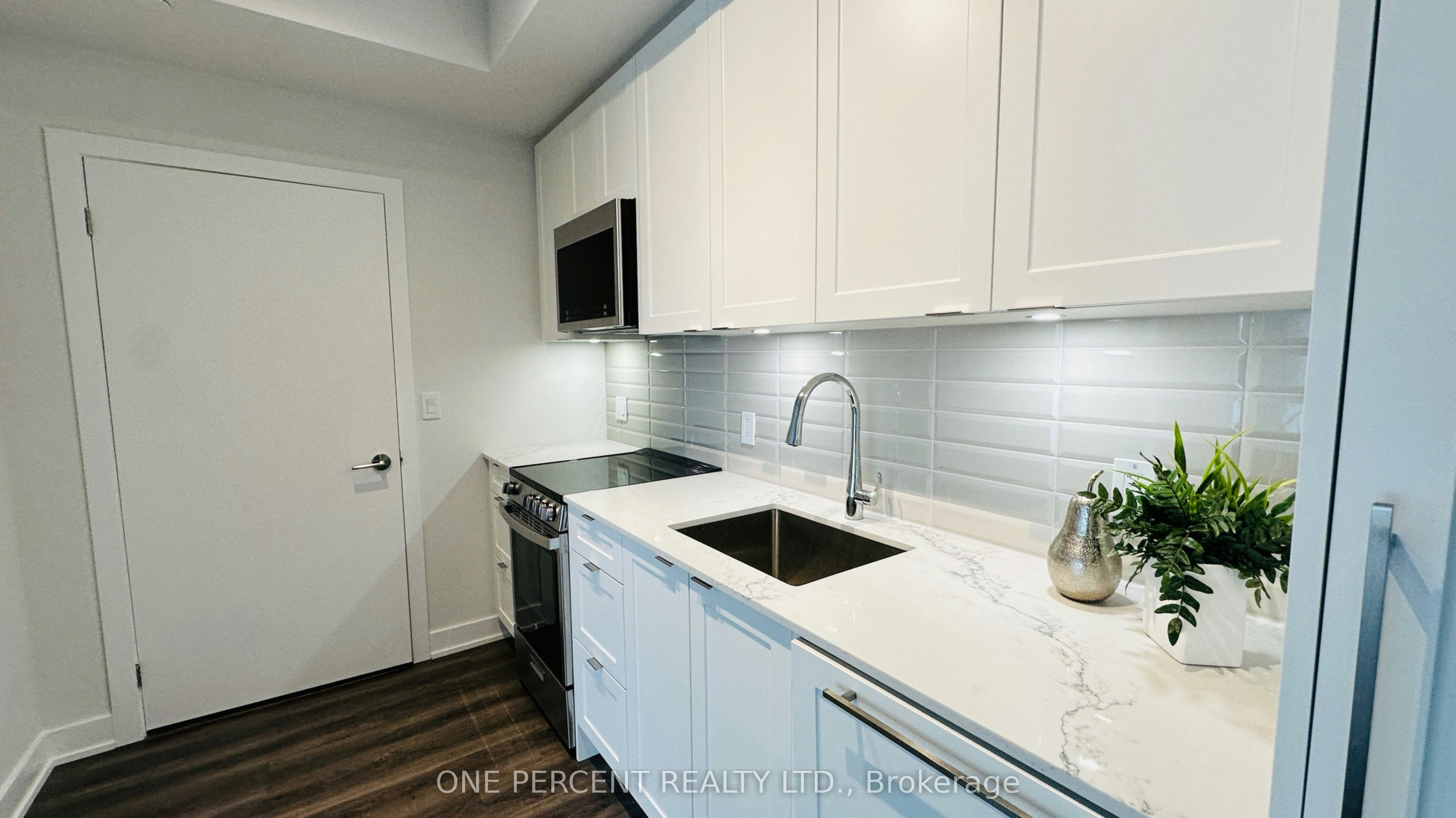 1011-4130 Parkside Village Drive, Mississauga, ON, L5B 0L7 - 17