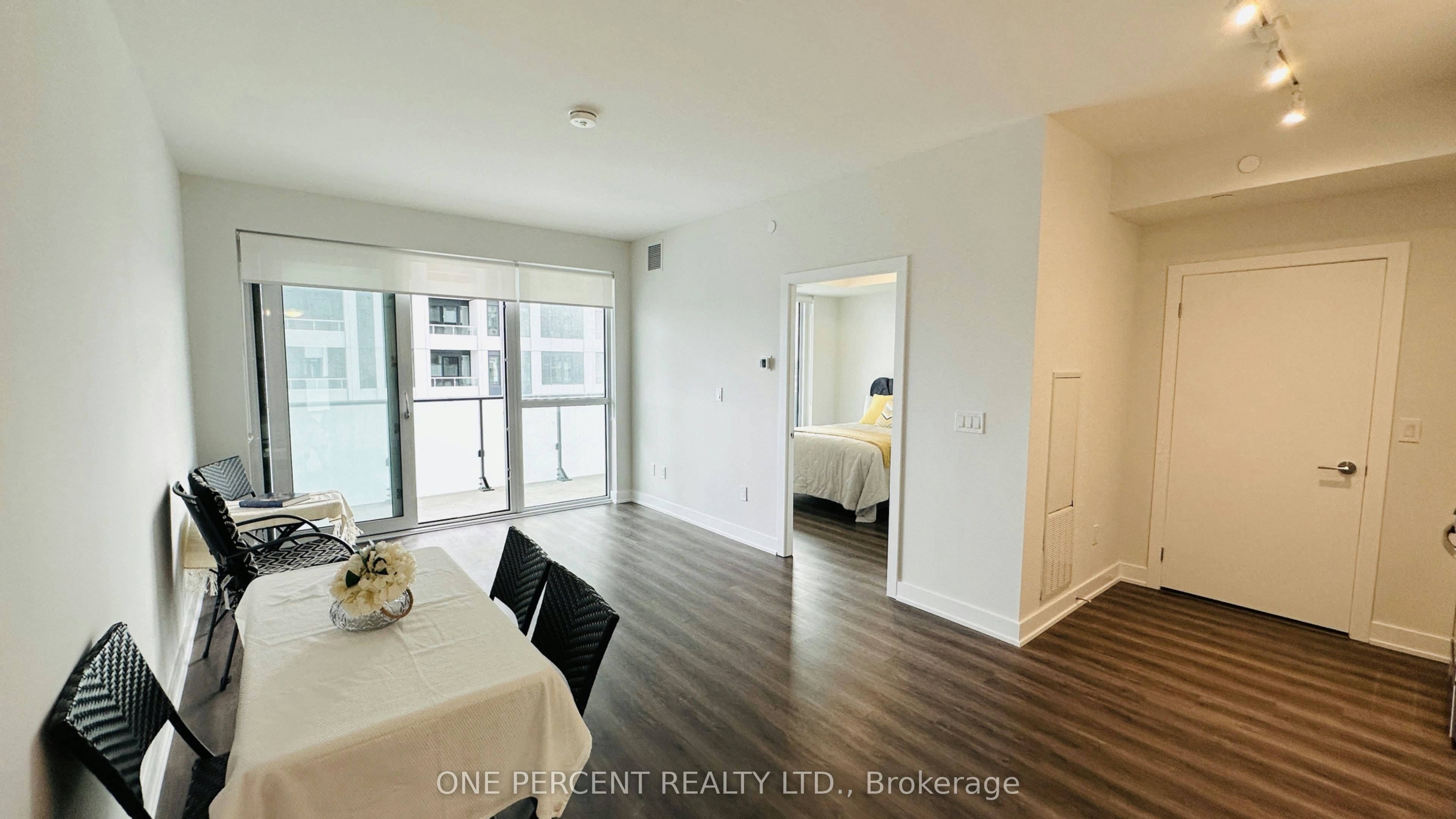 1011-4130 Parkside Village Drive, Mississauga, ON, L5B 0L7 - 19