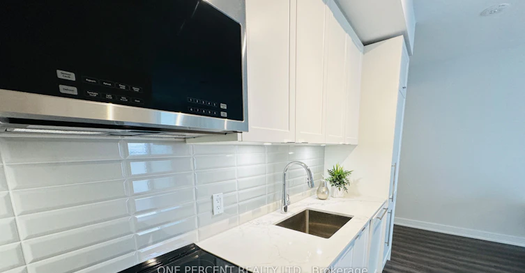 1011-4130 Parkside Village Drive, Mississauga, ON, L5B 0L7 - 16