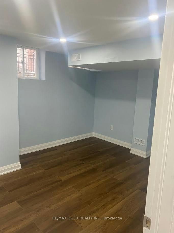 Lower-172 Golden Springs Drive, Brampton, ON, L7A 4N4 - 4