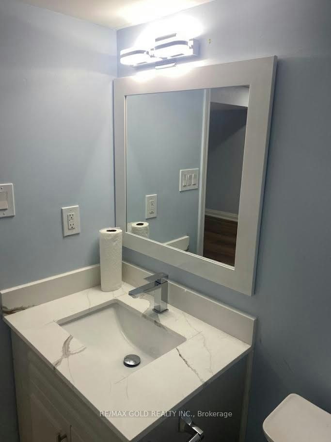 Lower-172 Golden Springs Drive, Brampton, ON, L7A 4N4 - 7