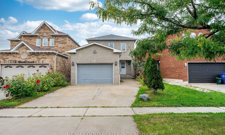 329 Howard Crescent
