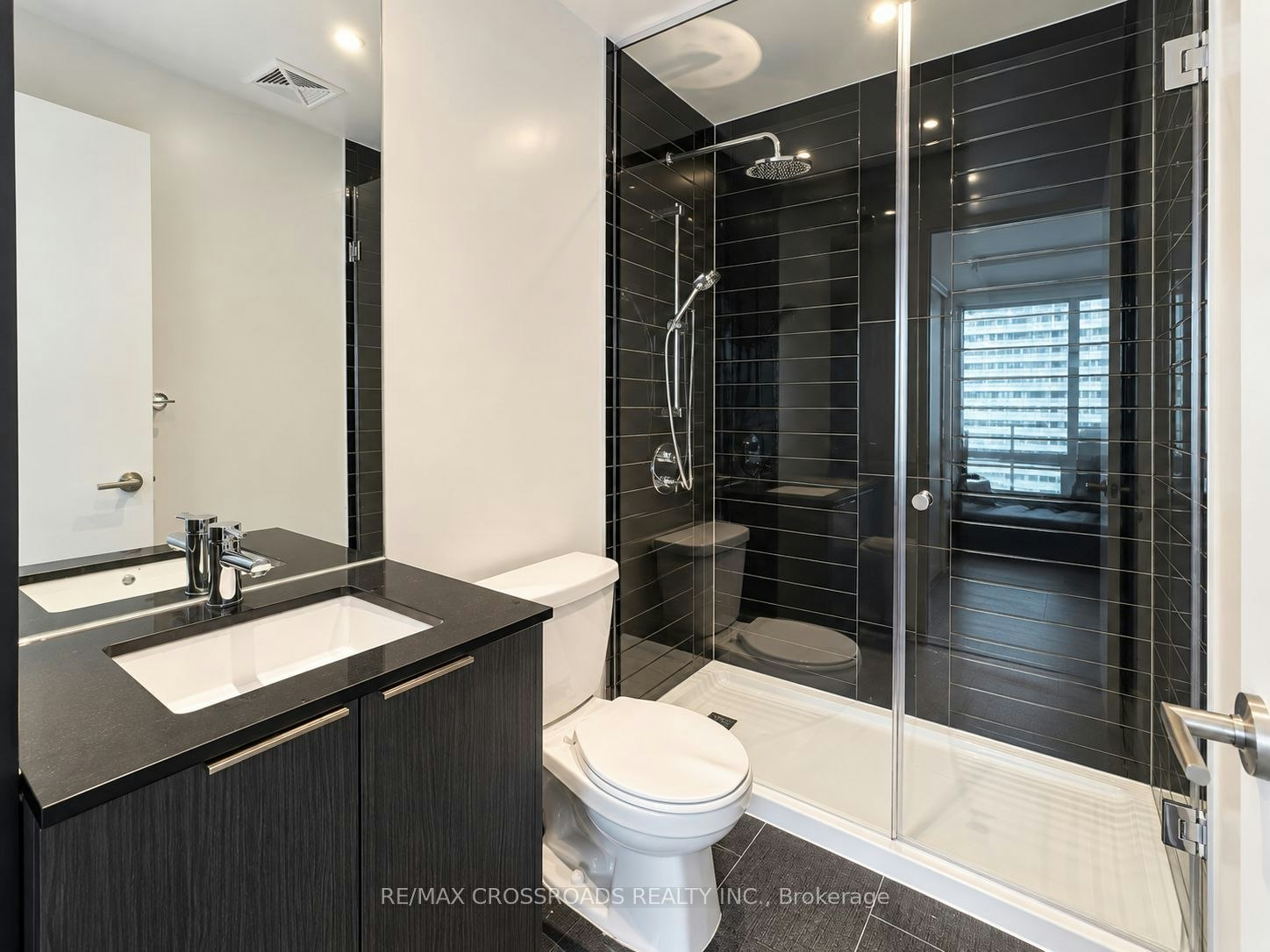 1304-448 Burnhamthorpe Road W, Mississauga, ON, L5B 0R4 - 7