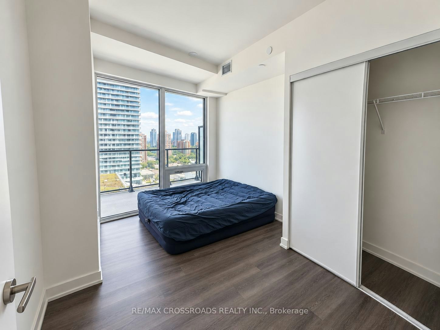 1304-448 Burnhamthorpe Road W, Mississauga, ON, L5B 0R4 - 5