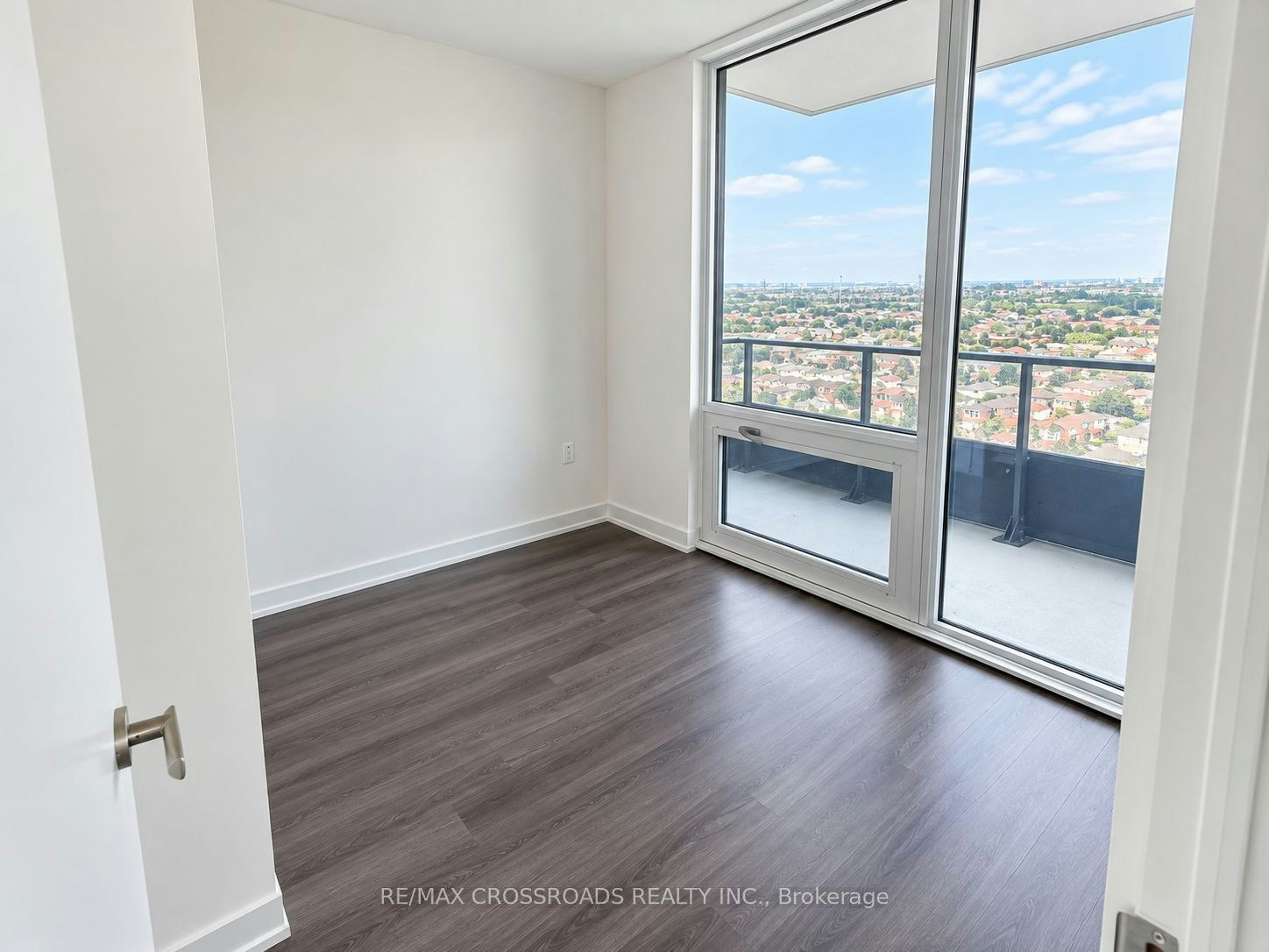1304-448 Burnhamthorpe Road W, Mississauga, ON, L5B 0R4 - 8