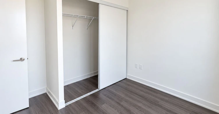 1304-448 Burnhamthorpe Road W, Mississauga, ON, L5B 0R4 - 9