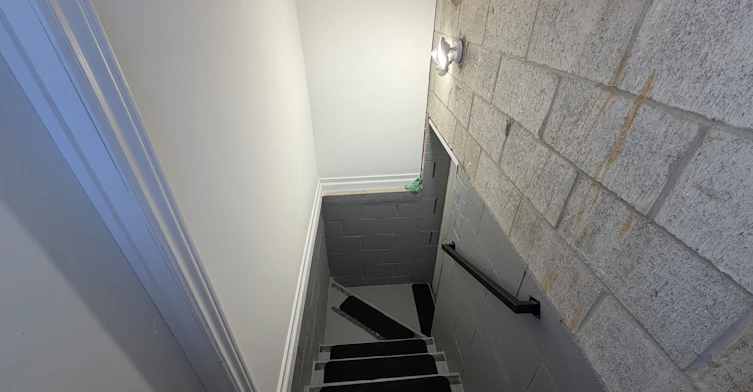 BSMT-190 Falstaff Avenue, Toronto, ON, M6L 3C3 - 6