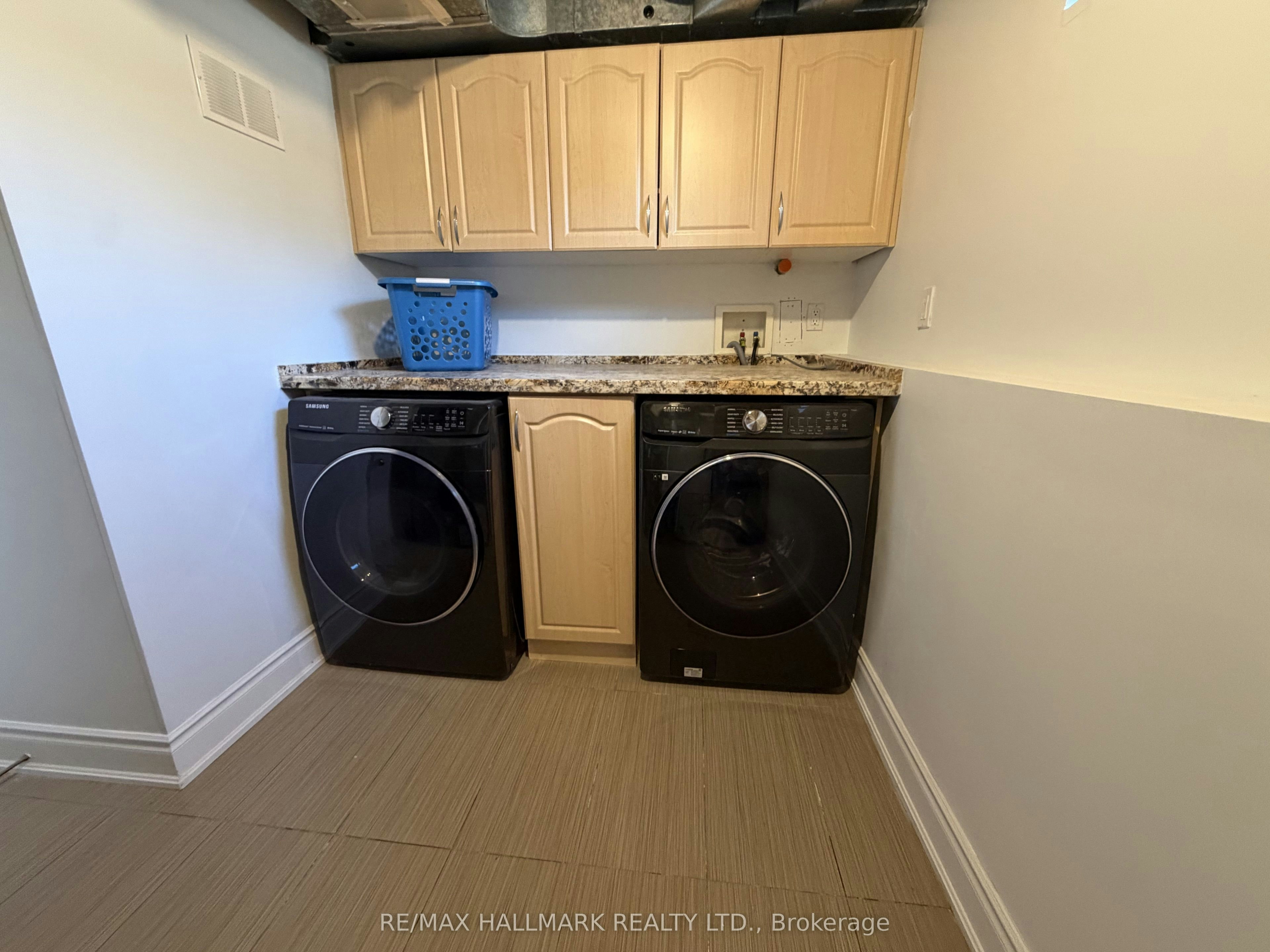 BSMT-190 Falstaff Avenue, Toronto, ON, M6L 3C3 - 12