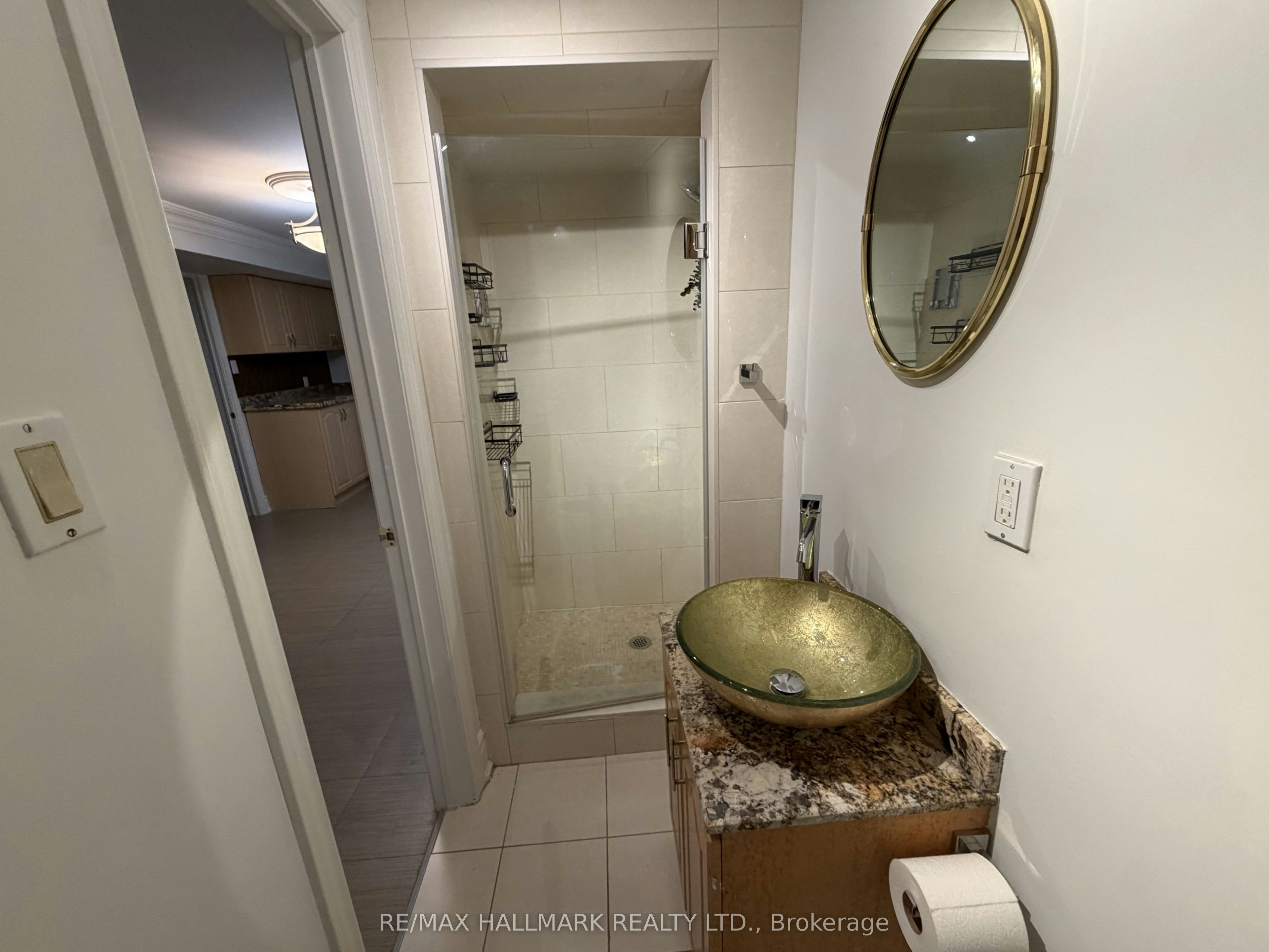 BSMT-190 Falstaff Avenue, Toronto, ON, M6L 3C3 - 11