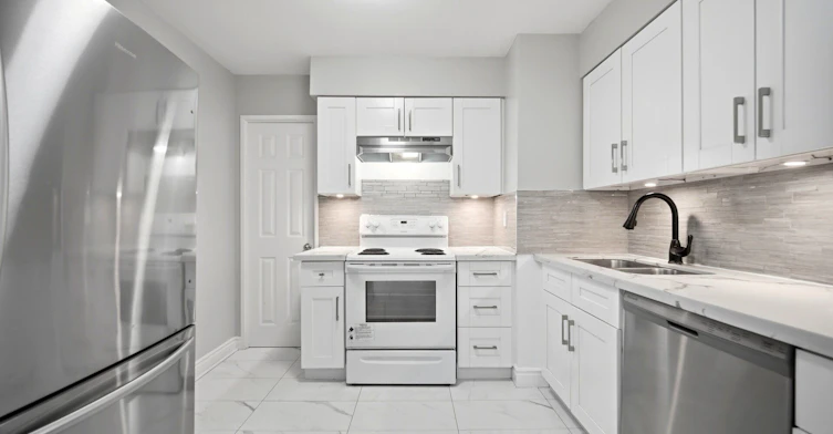 1812-3605 Kariya Drive, Mississauga, ON, L5B 3J4 - 6