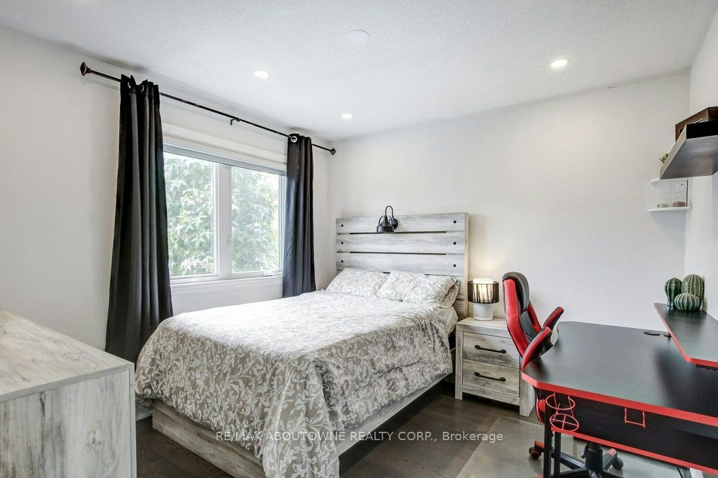 2183 Birchleaf Lane, Burlington, ON, L7L 6G8 - 23