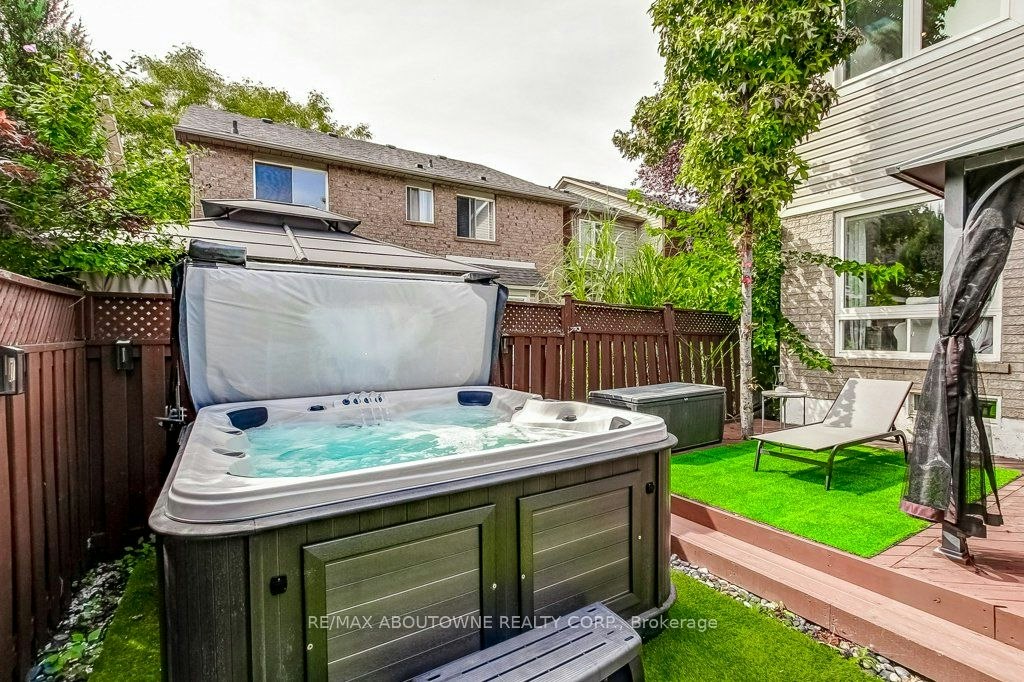 2183 Birchleaf Lane, Burlington, ON, L7L 6G8 - 45