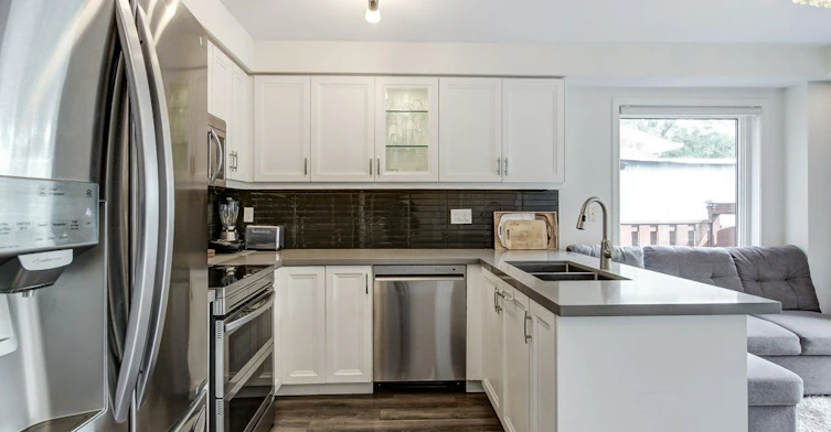 2183 Birchleaf Lane, Burlington, ON, L7L 6G8 - 9