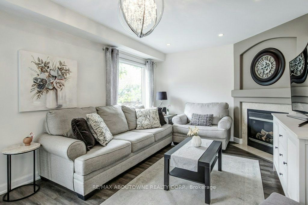 2183 Birchleaf Lane, Burlington, ON, L7L 6G8 - 16