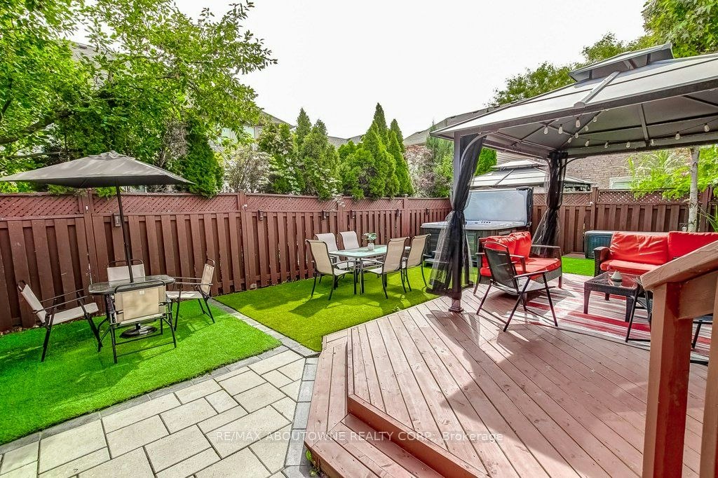 2183 Birchleaf Lane, Burlington, ON, L7L 6G8 - 41