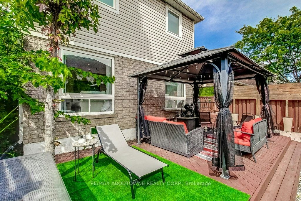 2183 Birchleaf Lane, Burlington, ON, L7L 6G8 - 47
