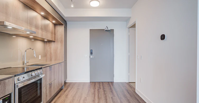 7203-448 Burnhamthorpe Road W, Mississauga, ON, L5B 0R4 - 11