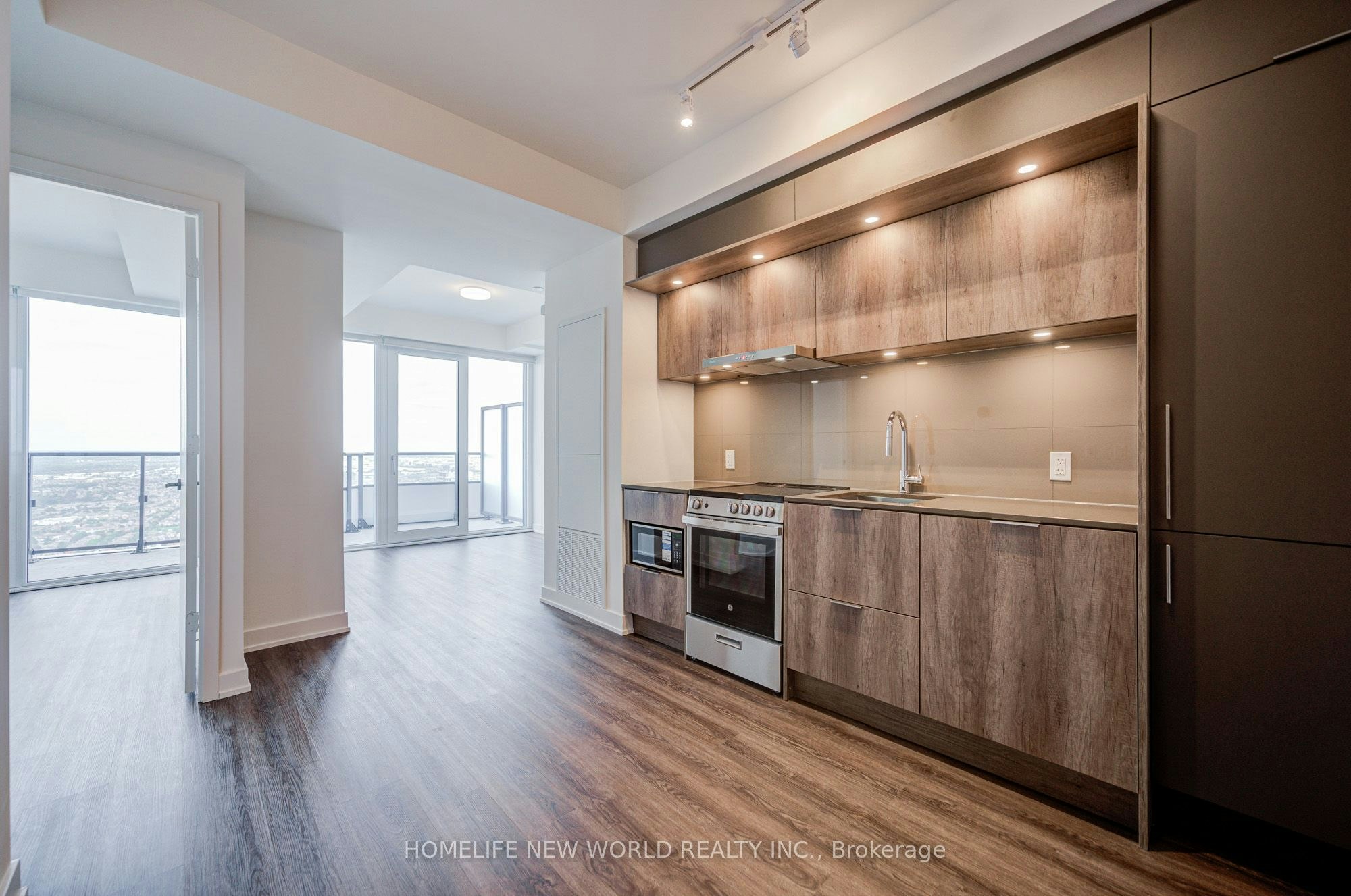 6103-448 Burnhamthorpe Road W, Mississauga, ON, L5B 0R4 - 9