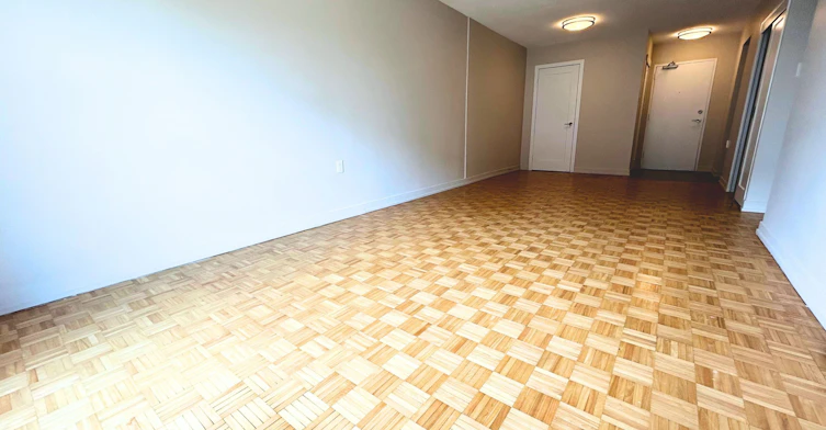 102-101 Millside Drive, Milton, ON, L9T 3C2 - 9