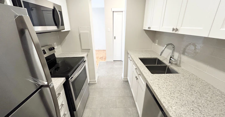 102-101 Millside Drive, Milton, ON, L9T 3C2 - 8