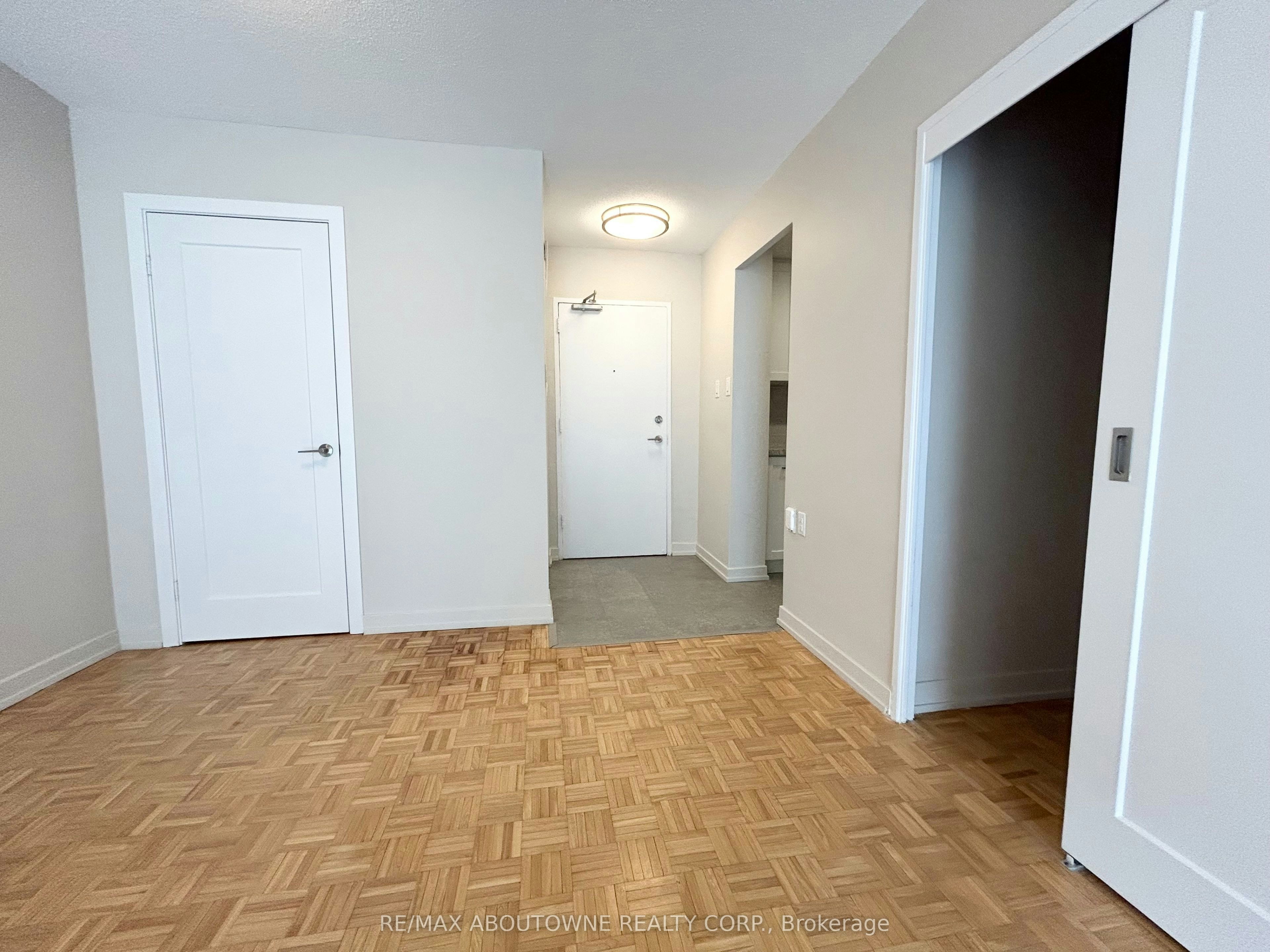 102-101 Millside Drive, Milton, ON, L9T 3C2 - 4