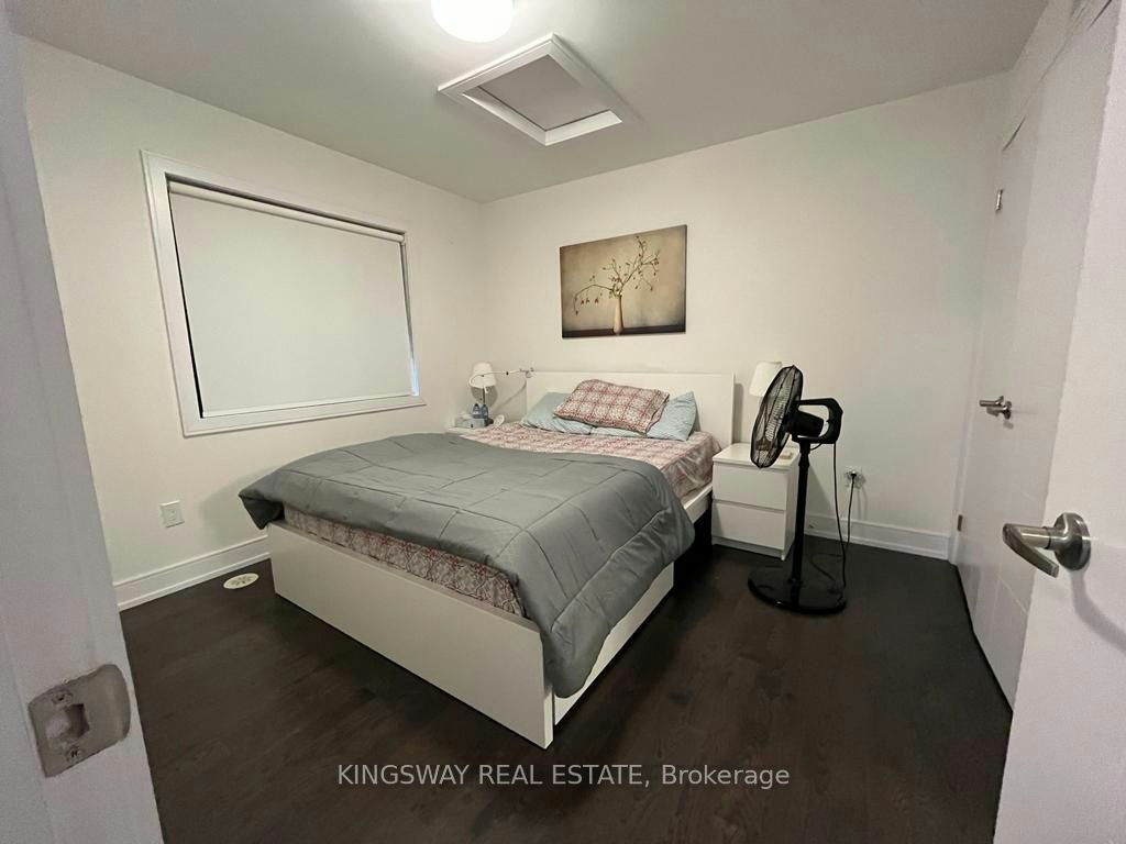 1411 Clarriage Court, Milton, ON, L9E 1L6 - 17