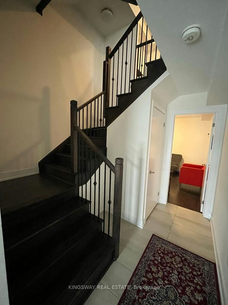 1411 Clarriage Court, Milton, ON, L9E 1L6 - 5