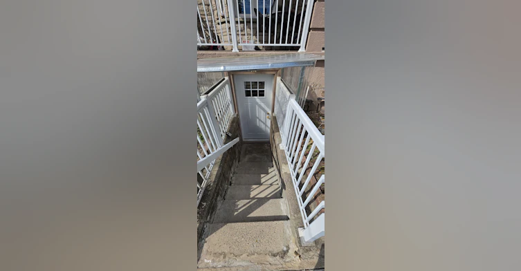 Bsmt-34 Peterborough Avenue, Toronto, ON, M6H 2K7 - 2