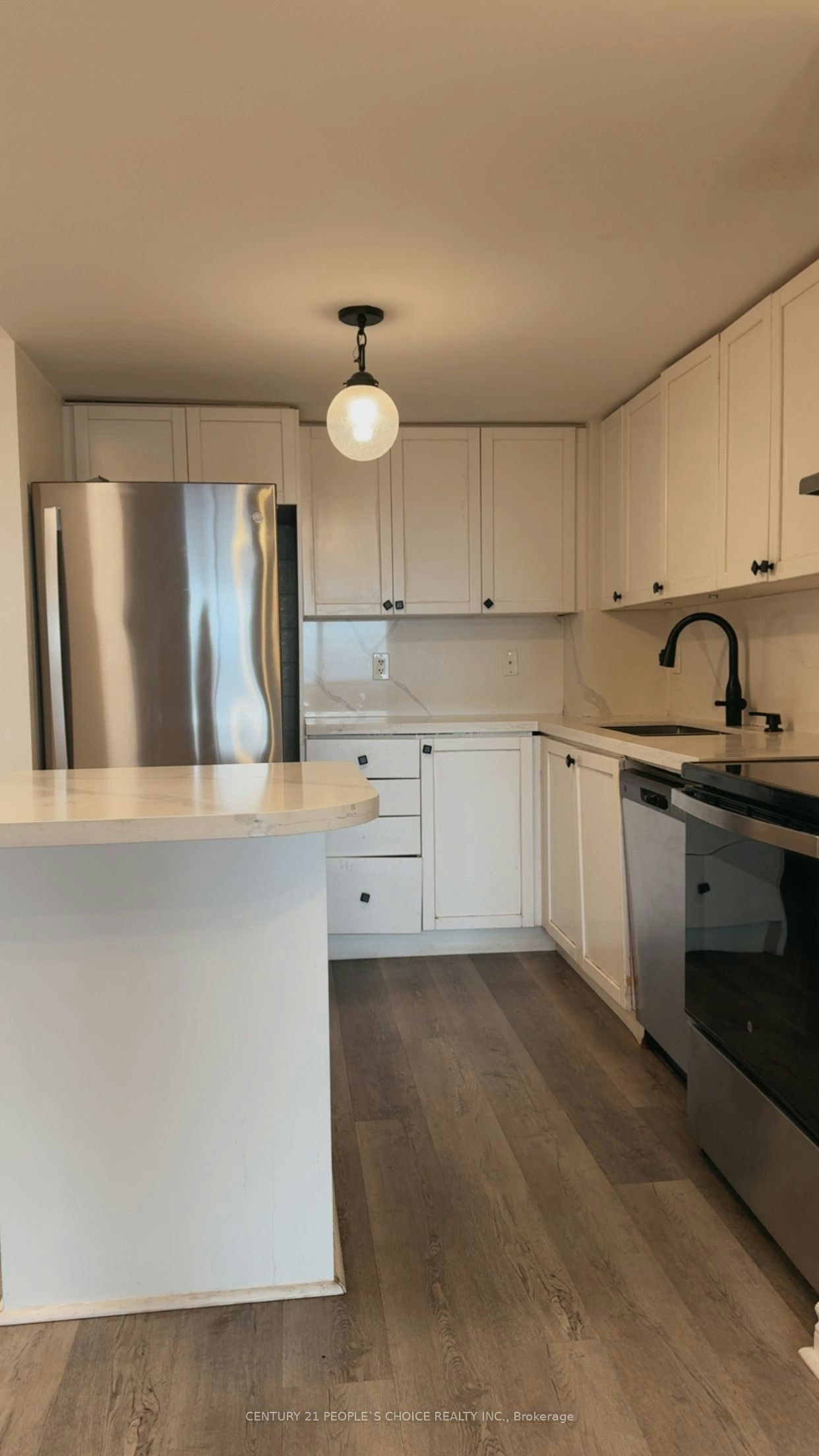 2027-3888 Duke Of York Boulevard, Mississauga, ON, L5B 4P5 - 3