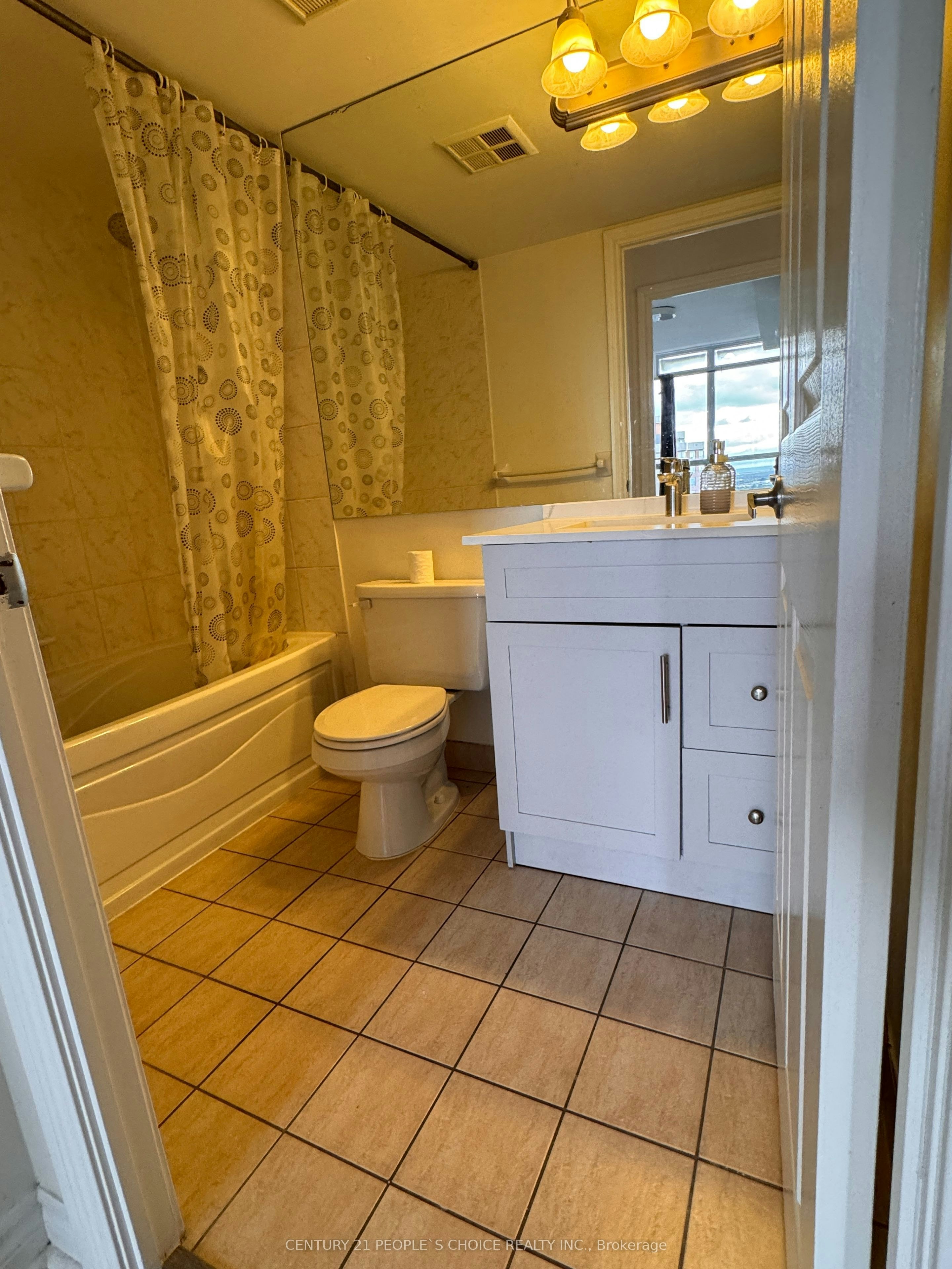 2027-3888 Duke Of York Boulevard, Mississauga, ON, L5B 4P5 - 7