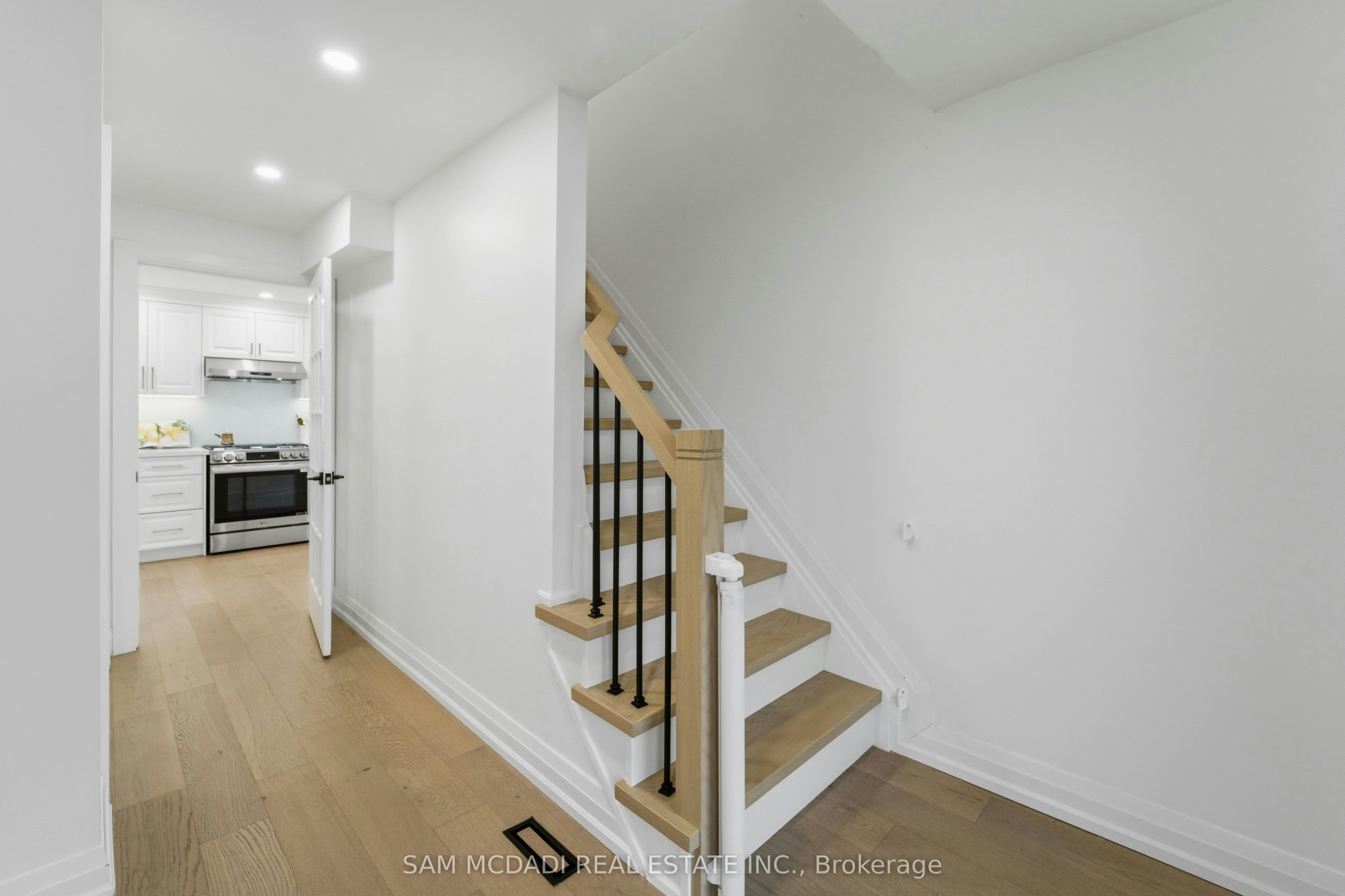 2290 Devon Road, Oakville, ON, L6J 5R4 - 45