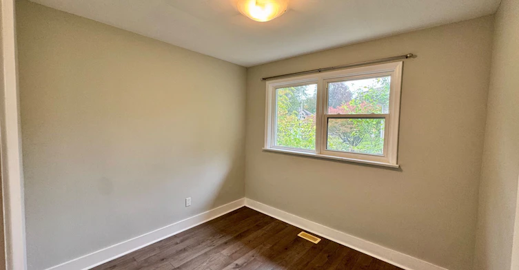 122 Selgrove Crescent, Oakville, ON, L6L 1L3 - 12