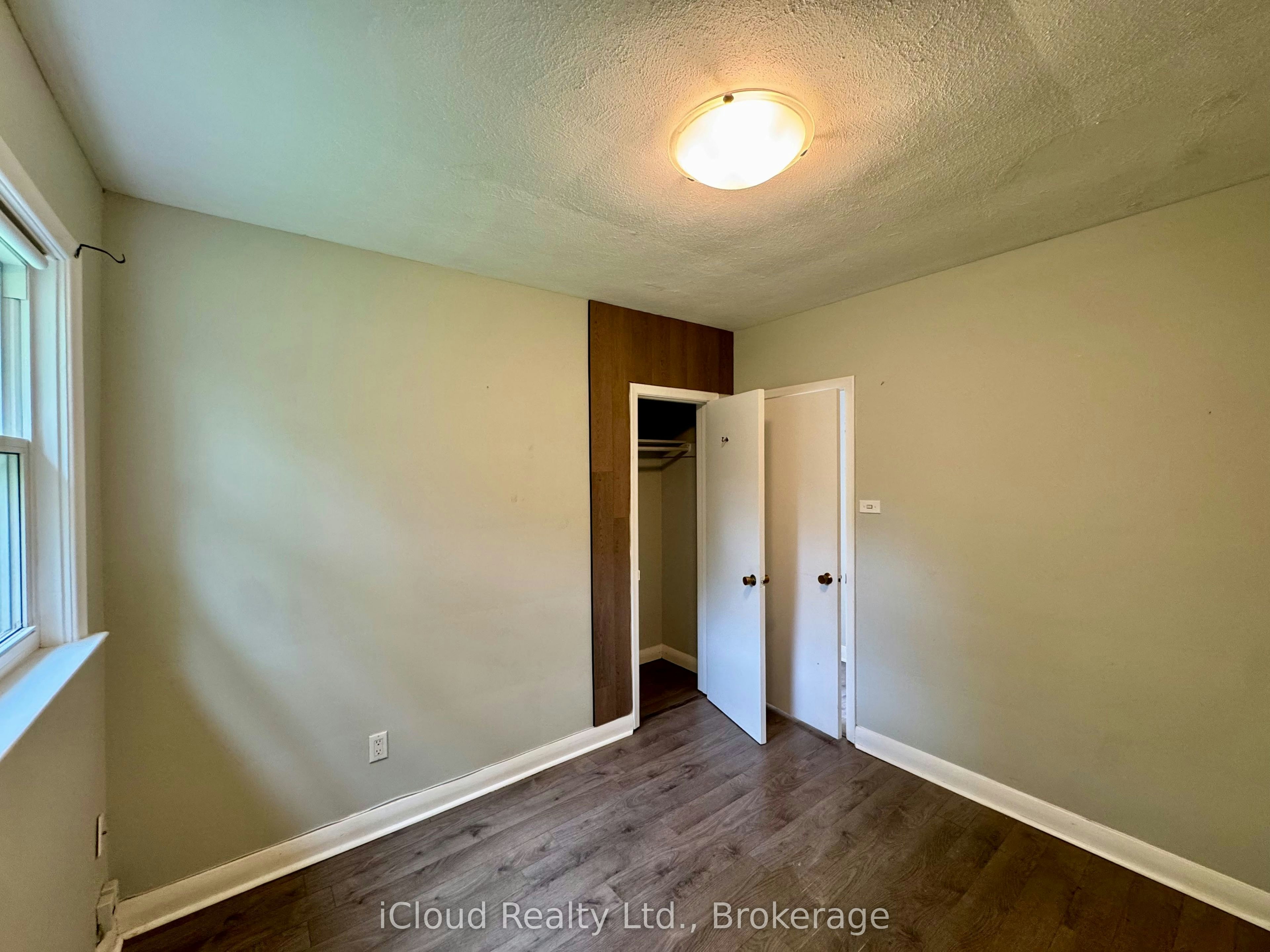 122 Selgrove Crescent, Oakville, ON, L6L 1L3 - 13