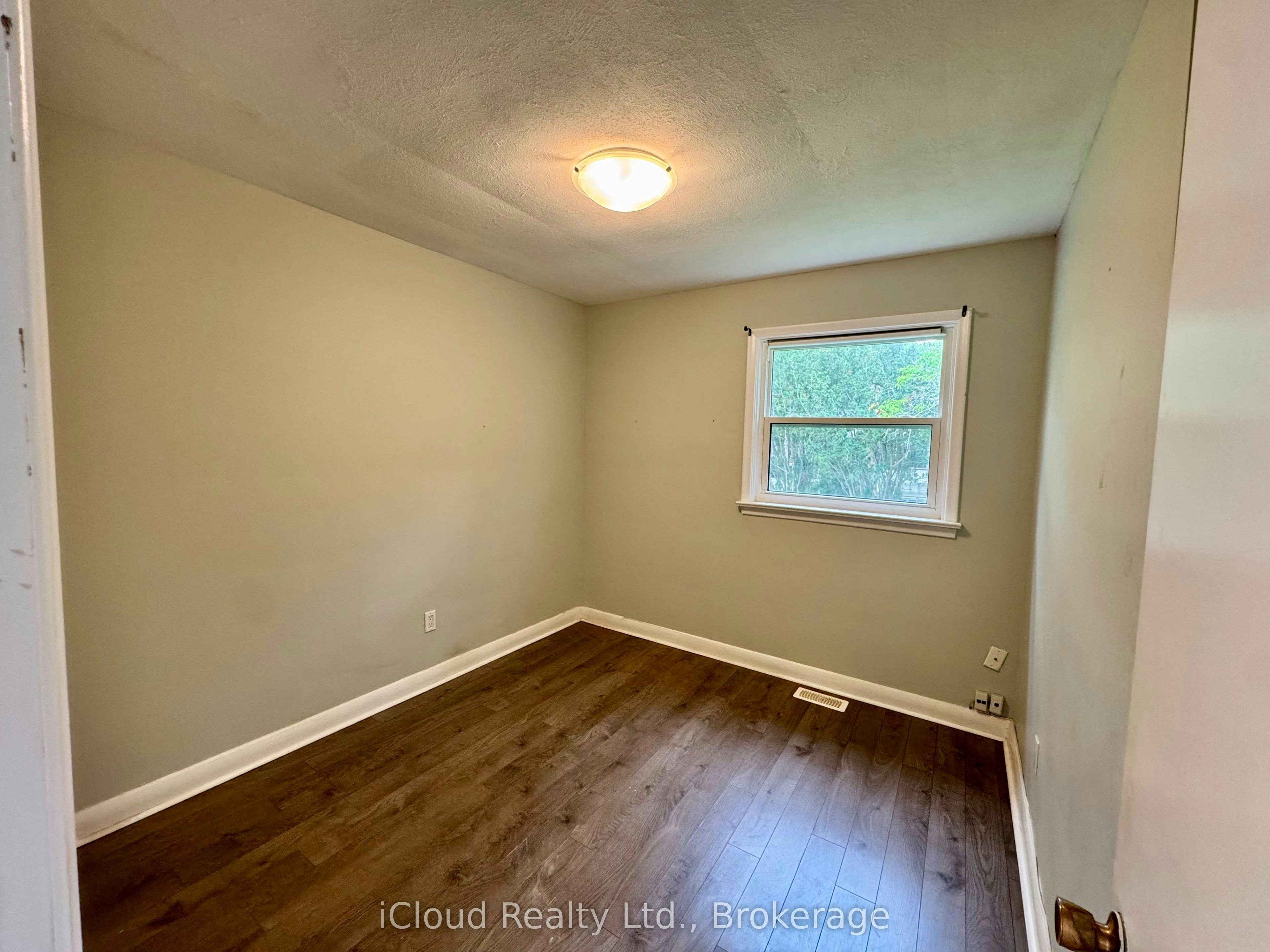 122 Selgrove Crescent, Oakville, ON, L6L 1L3 - 14