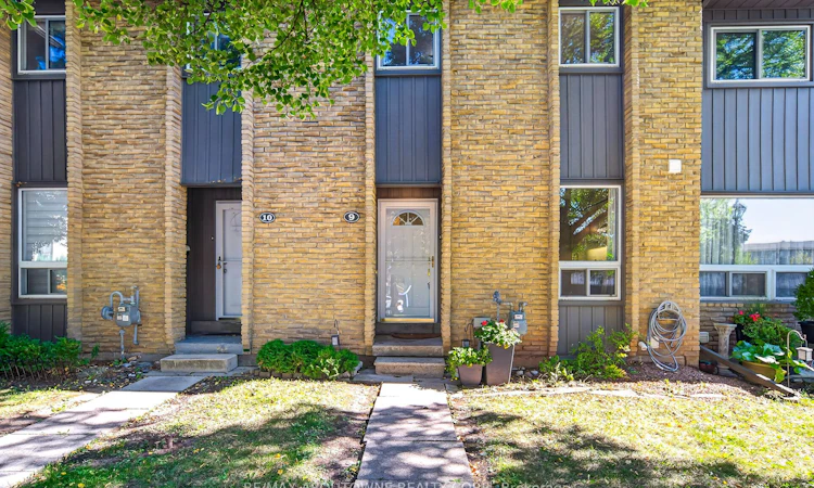 9-1517 Elm Road