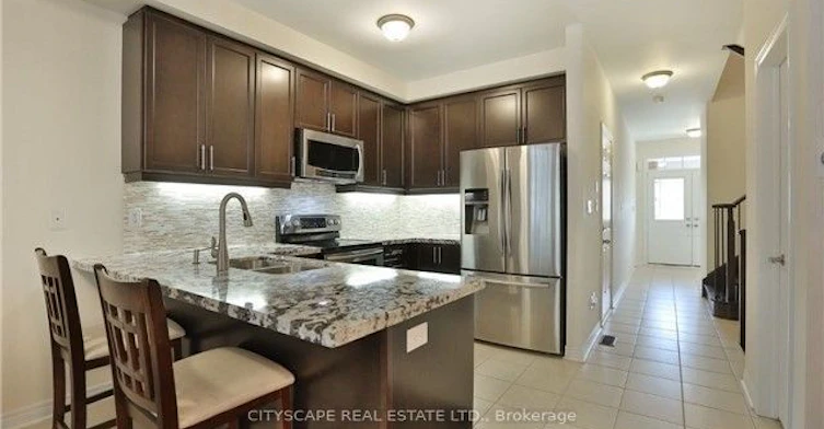 138 Sky Harbour Drive, Brampton, ON, L6Y 0V1 - 2