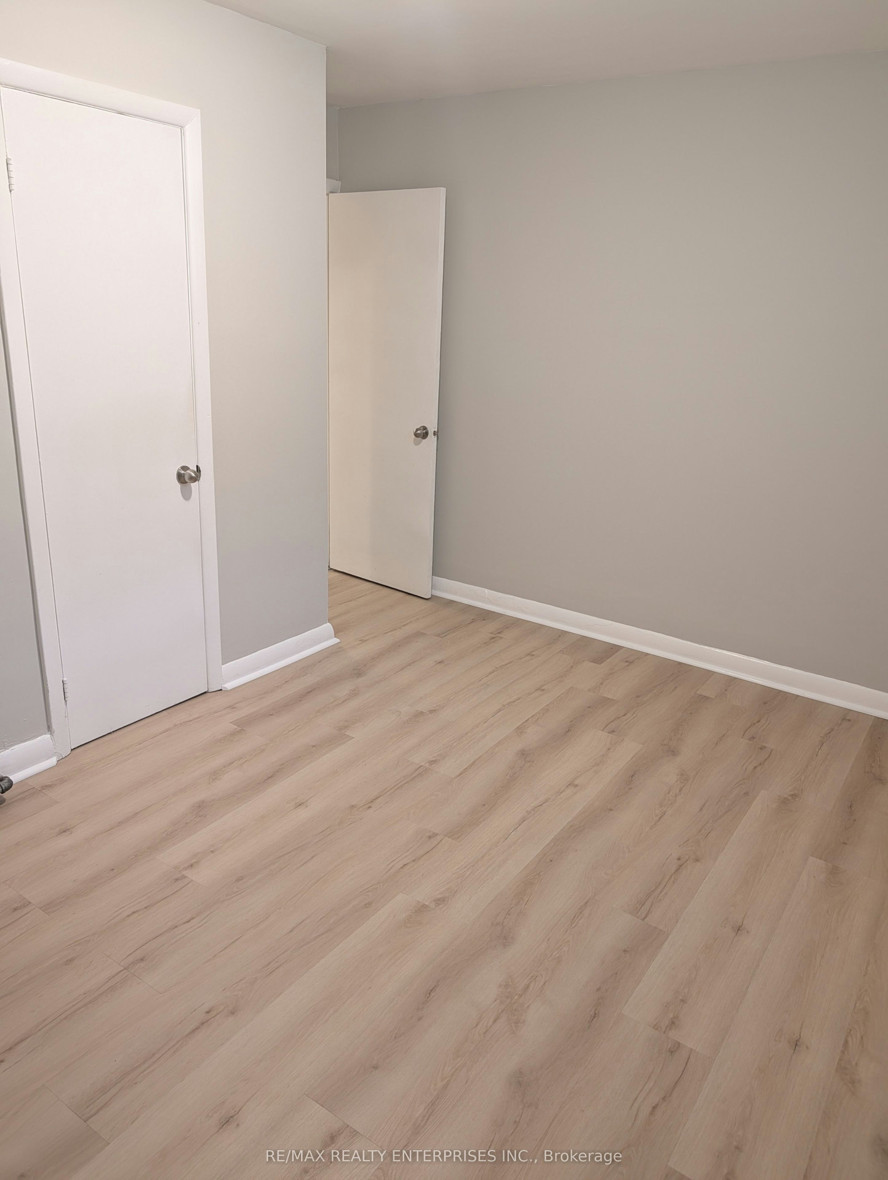 Apt 1-22 Peter Street S, Mississauga, ON, L5H 2G2 - 12