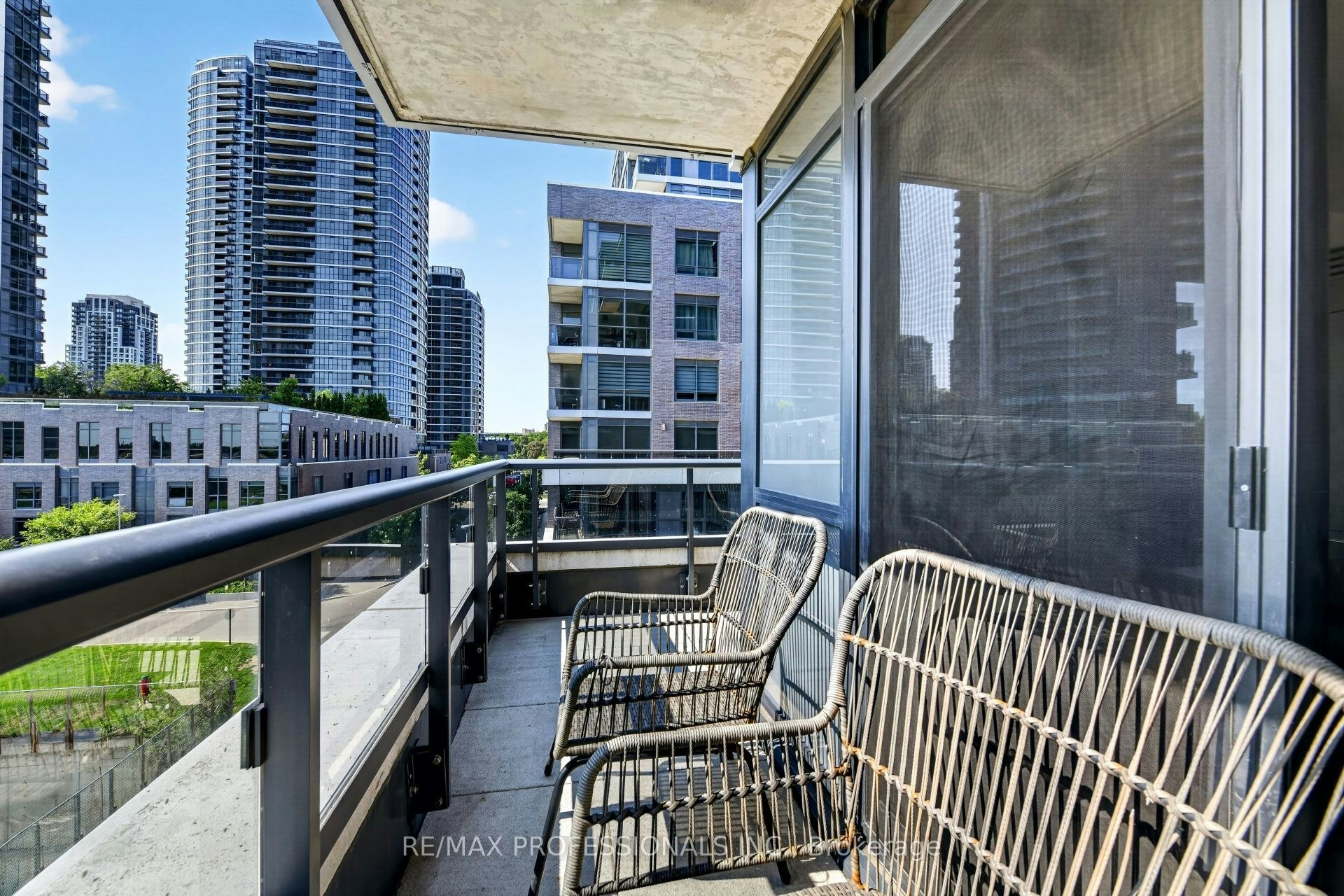 406-10 Gibbs Road, Toronto, ON, M9B 0E2 - 18