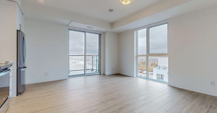 611-345 Wheat Boom Drive, Oakville, ON, L6H 7X5 - 2