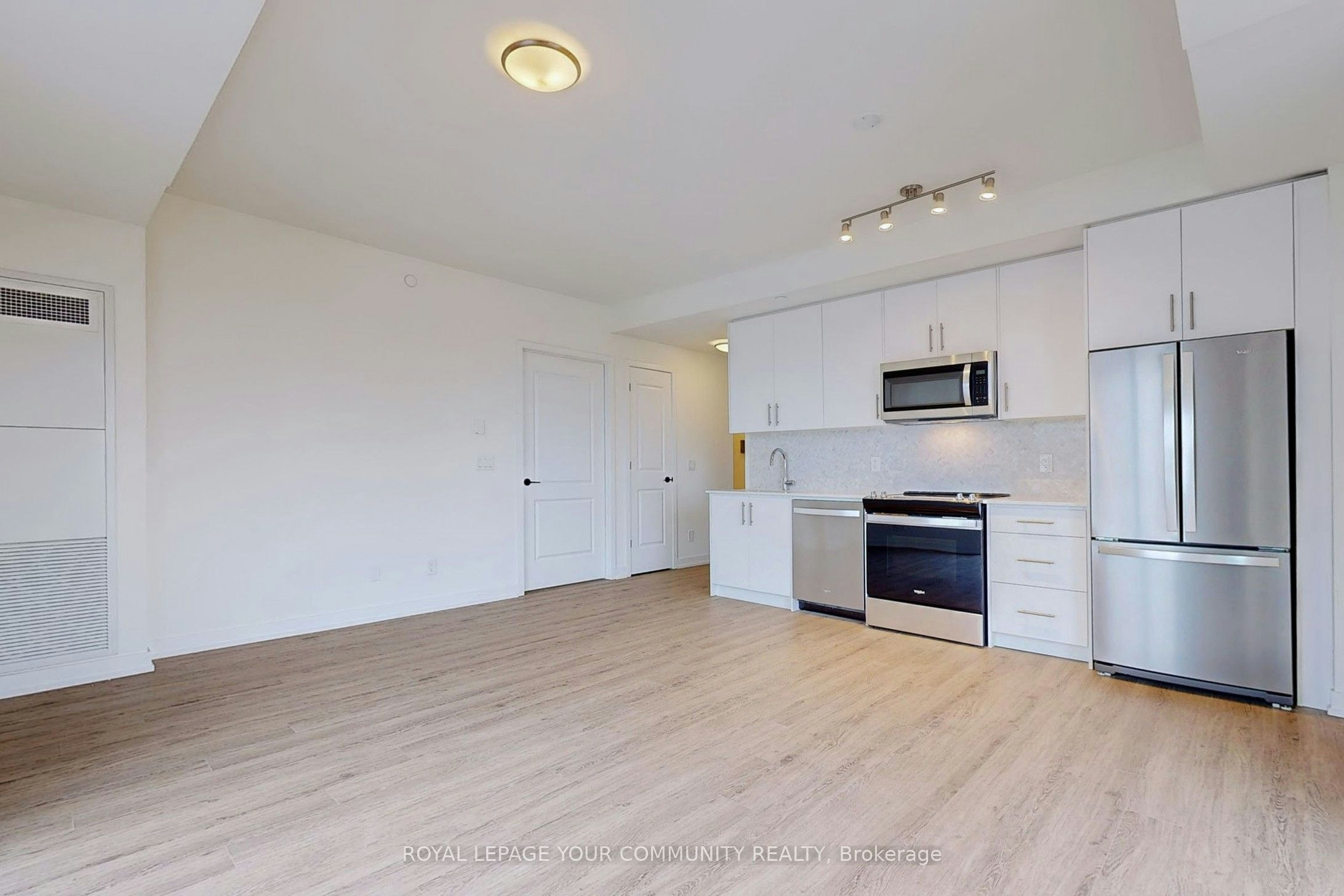 611-345 Wheat Boom Drive, Oakville, ON, L6H 7X5 - 5