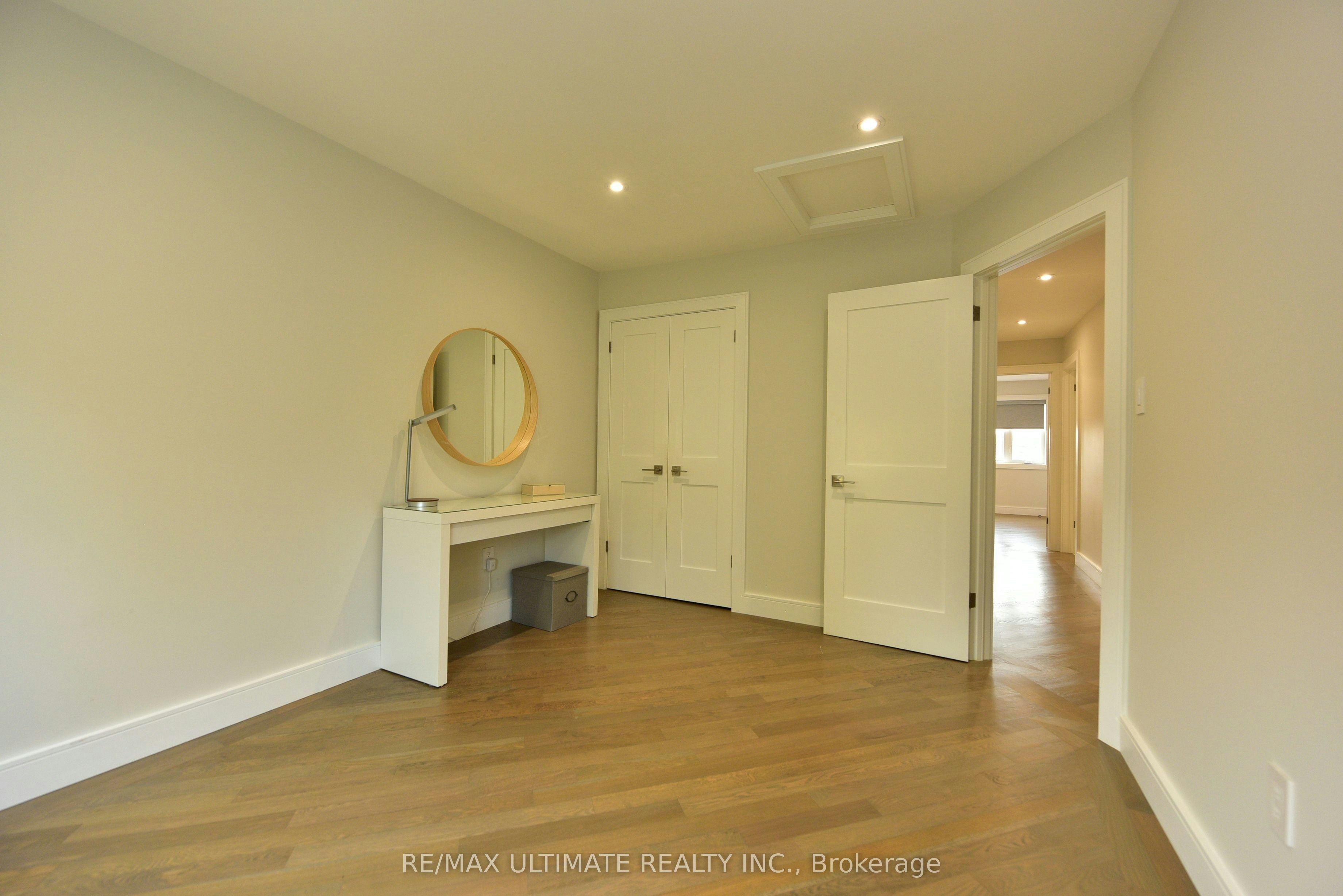 42 Viella Street, Toronto, ON, M6N 5C8 - 13
