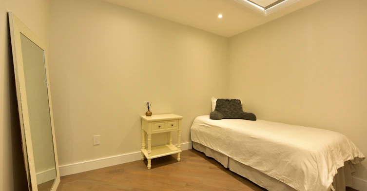 42 Viella Street, Toronto, ON, M6N 5C8 - 14