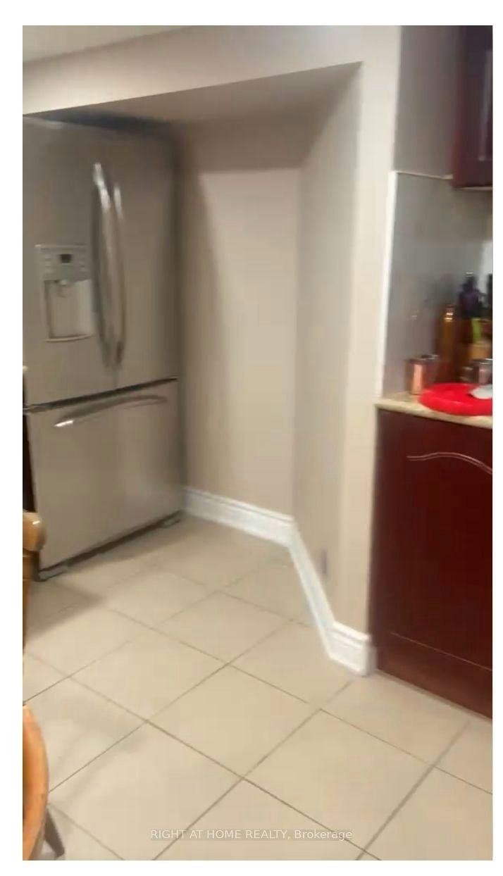 24 Amethyst Circle, Brampton, ON, L6P 0Z3 - 9