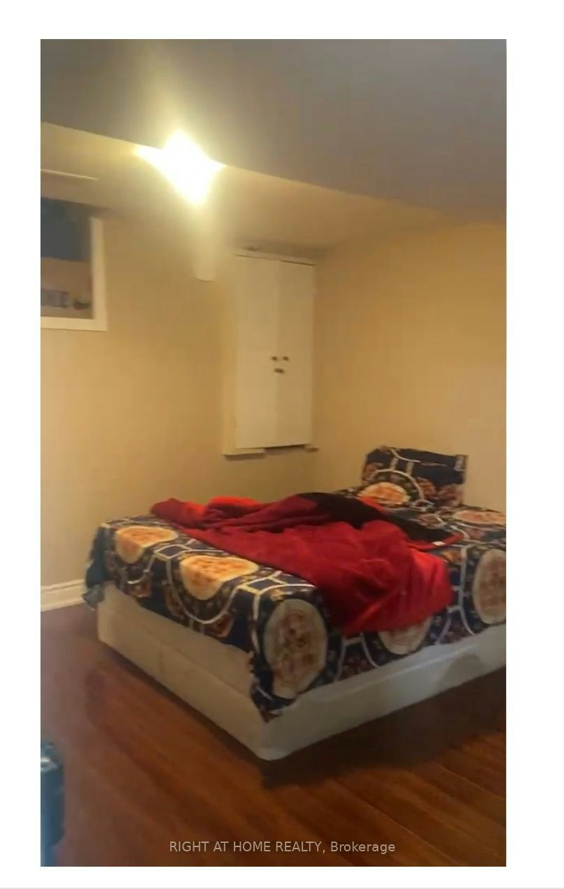 24 Amethyst Circle, Brampton, ON, L6P 0Z3 - 2