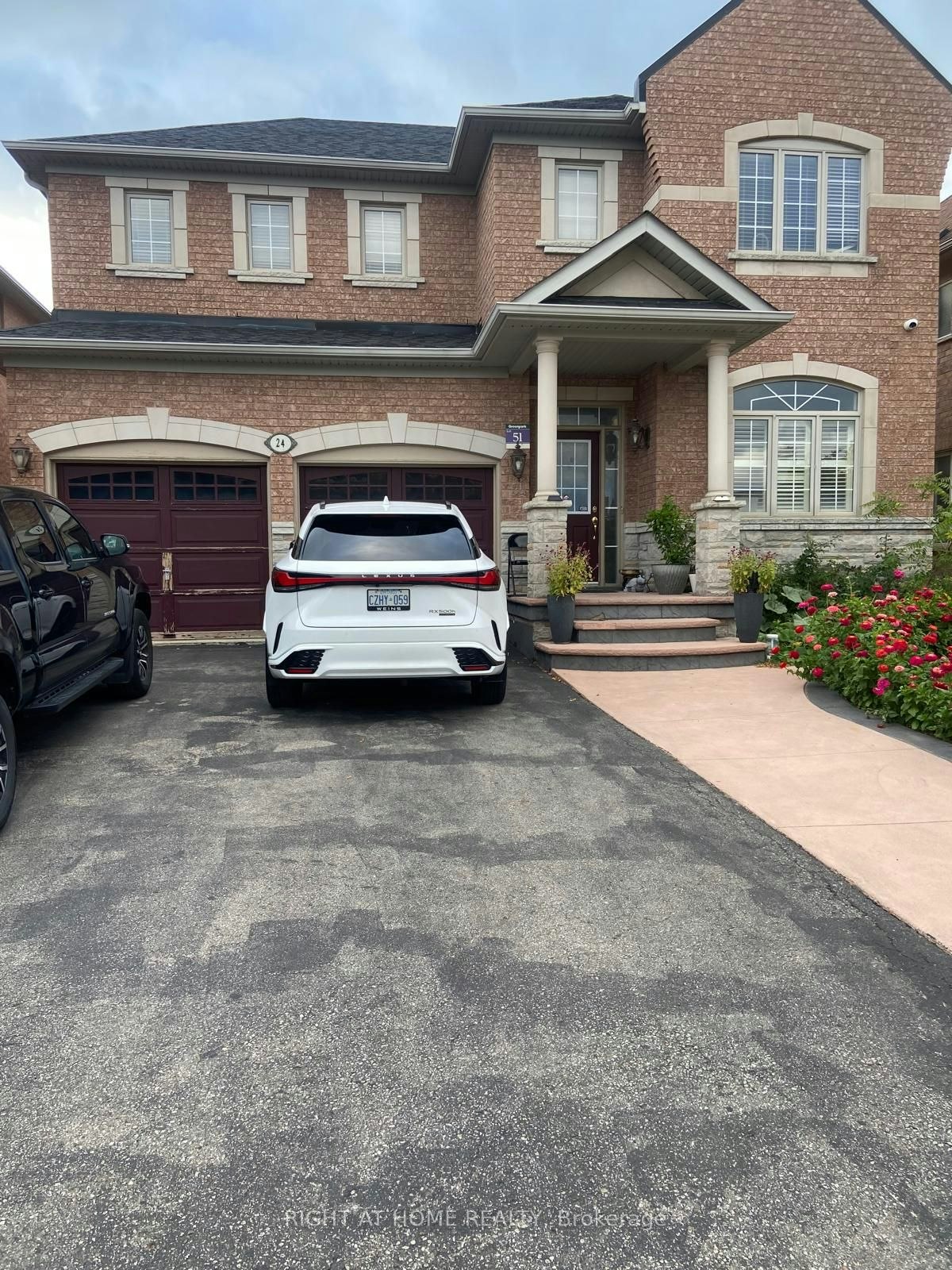 24 Amethyst Circle, Brampton, ON, L6P 0Z3