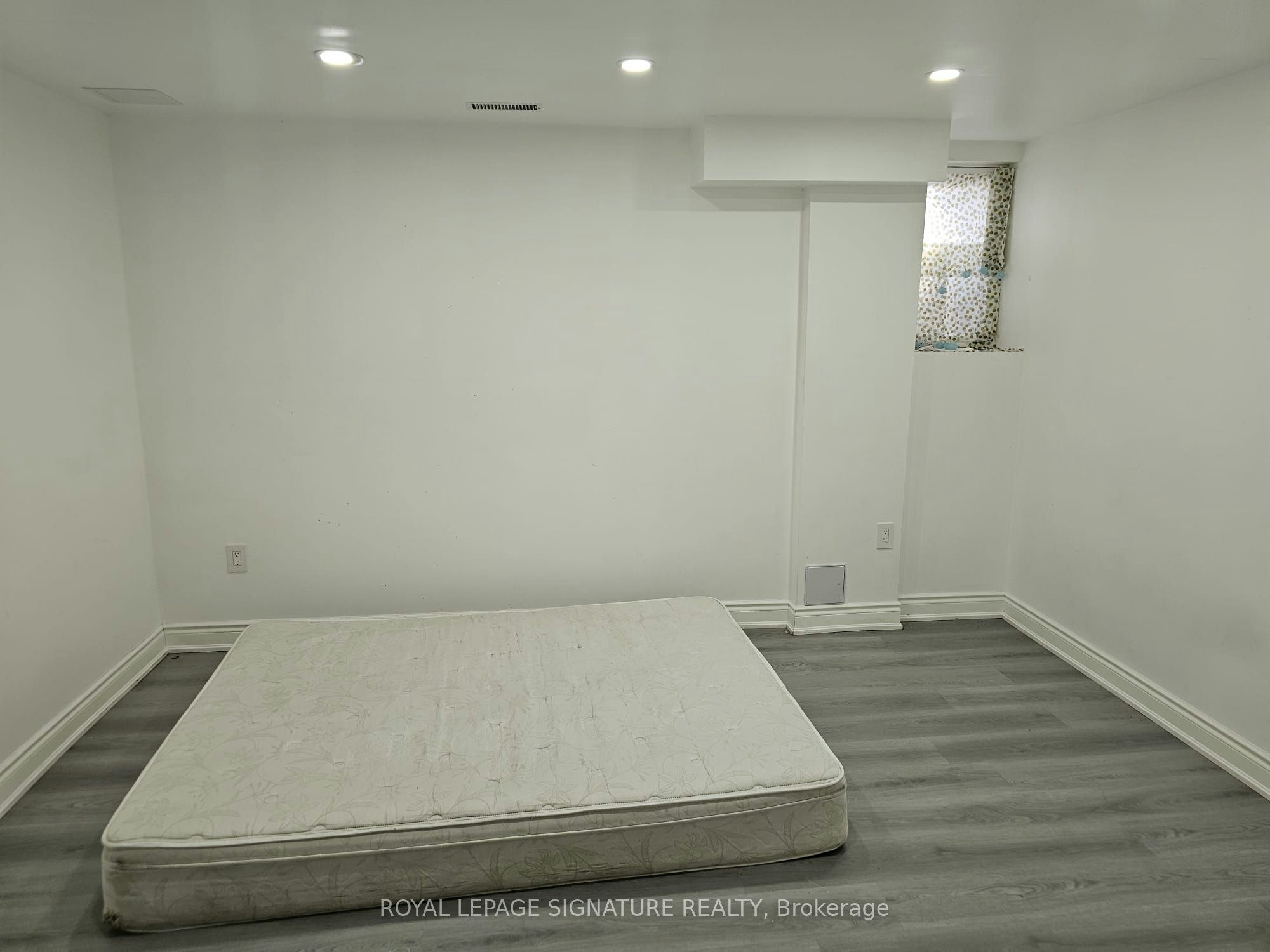 7590 Saint Barbara Boulevard, Mississauga, ON, L5W 0B7 - 14